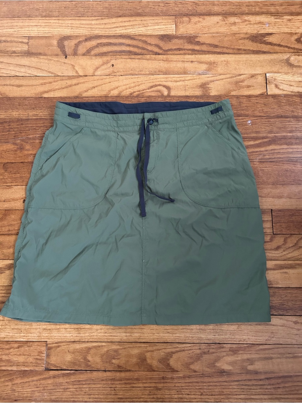 Eastern Mountain Sports Olive Green Drawcord Mini Skirt